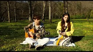 Platinum Moon - We Need Therapy (Acoustic Version) - Live From The Meadow