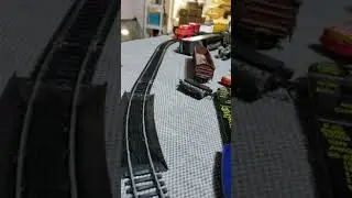 Finally got an HO scale track running in my home after ?? 20+ years?