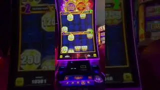First Bonus at Paris! Win Big?? 2 feature trigger😁