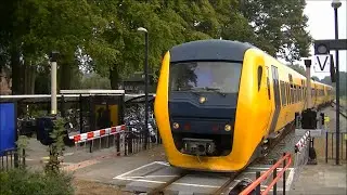Spoorwegovergang Heino // Dutch railroad crossing