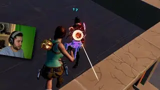 the stinger smg in fortnite is broken