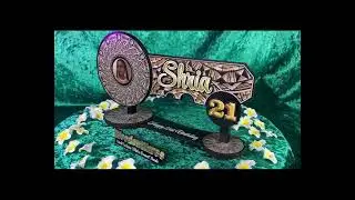 EM203 - Manono - Fijian - Brown Blended into White Design - 21st Birthday Keys