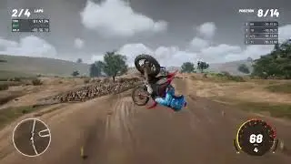 Crazy Racing and Crashing! MX vs ATV Online Racing