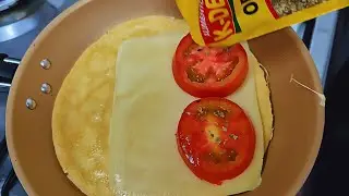 Chega de pão! Essa crepioca rápida vai virar seu novo café da manhã favorito - Crepioca com Queijo