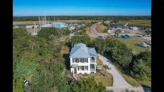 LUXE- Custom home in Historic Old Town~Amelia Island, FL