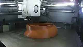 Bearded printer poop emoji print time lapse