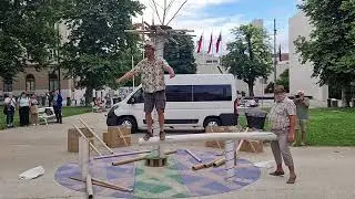 40 - 60 // Street Theatre & Contemporary Circus