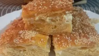 Η πιο αφράτη και εύκολη τυρόπιτα σουφλέ με φύλλο κρούστας!!!