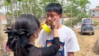 小兵吃槟榔还晒朋友圈，被兵嫂告密，爸爸下令游街示众，太丢人了