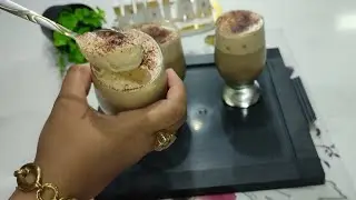 لعشاق القهوة ☕ حلى فخمه بدوب فى البوق بمكونات سهله وبسيطة وسريعه تعدل المزاج آكواب القهوة 