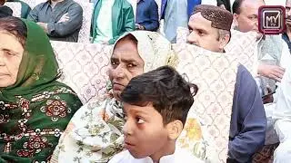 مائي ٽي وي نيوز ملير سيمينار ۾ مائي ٽي وي جو سي اي او  رستم لڪ پنهنجي خيالن جو اظھار ڪري رهيو آھي