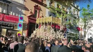 Saludo de la Esperanza de Triana al Baratillo 2023.