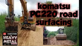 komatsu PC220 , Road Surfacing , excavator , heavy metal operator