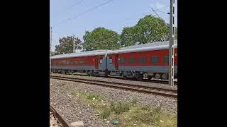 🔥BRC WAP5 with 22940 BSP-HAPA SF Exp#shorts#train#wap5#brc#bilaspur#hapa