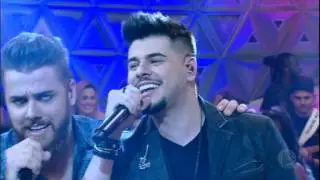 Zé Neto e Cristiano empolgam a plateia com o hit Seu Polícia