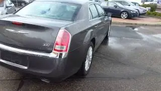 2014 Chrysler 300 randy@titanauto.ca