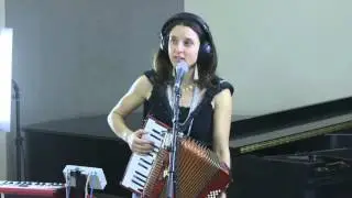 David Wax Museum plays 