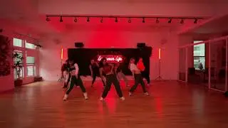 SPOTLIGHT | Sleigh Pop Remix (Intermediate) with Jess Rae | Last Christmas (remix by @showmusik )