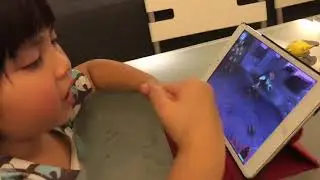 Jaxie&rsquo;s toy review of Dino Charge phone app game