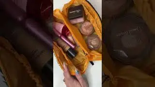 pack with me 💄✈️ #makeup #travelmakeupbag #makeupbag