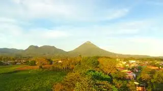 AMANECER EN LA FORTUNA VOLCAN ARENAL  AGENCIA DE VIAJES CAMINANDO A LA AVENTURA COSTA RICA 86250476