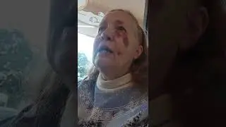 Освежающий напиток Dunkin Berry сангрия, желе, пончик, французский пончик, индейка, яйцо, сыр, мо...