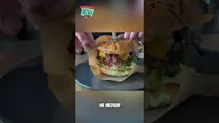 Najlepszy #burger  na warszawskim Br&oacute;dnie!..albo i dalej #foodie #pyszne #foodblog #gastrovlog