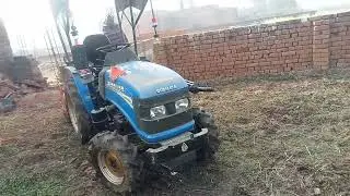 ,हम चले हल चलाने #mini tarektar#khet#jode#naicvidio#
