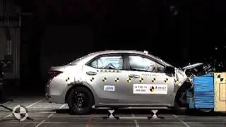 ASEAN NCAP - Toyota Corolla Altis (7 Airbags Safety Package 2.0 V)