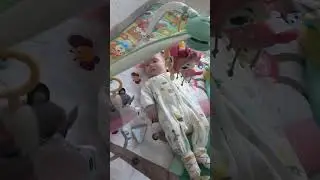 Бабуся і дідусь дякуємо за подарунок