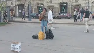 Уличный музыкант
