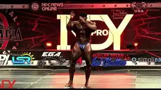 Blessing Awodibu pose down for INDYPRO 2021 #blessinbawodibupro