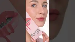 My most loved Kylie cosmetics lip duo - snow way bae #kyliecosmetics #lipkit #lipsticklover