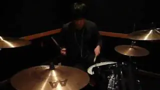 Drumming to Kasabian 
