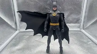 DC Multiverse Deluxe Theatrical Edition Batman Returns Batman Action Figure Review!