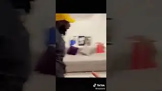 مقطع لا يمل من الضحك 😂😂😂😂😂