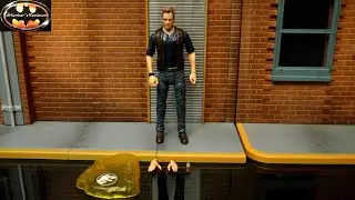 Mattel Jurassic World Owen Grady Amber Collection 6 inch scale Action Figure Review & Comparison
