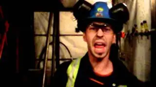 S&eacute;curity 101 forage diamond drill funny rig