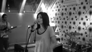 Keep On Groovin - 