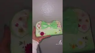 Loungefly Disney Minnie Mouse Pressed Flower Bow Wallet - BoxLunch Exclusive