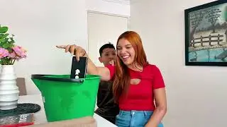 Le tir&oacute; el celular a su hijastro en un balde con agua por esta raz&oacute;n. 😮