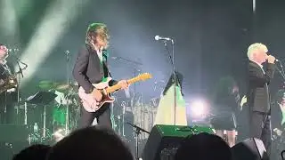 Tim Finn - Dirty Creature (Split Enz song) Live @ The Palais Theatre, St Kilda - 02/08/2025