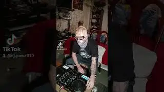 Christmas Dubstep! Merry Christmas from DJ PAWZ!