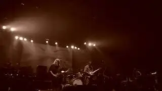 Gov't Mule feat. Chuck Garvey- Dear Prudence (Mon 11/22/10)