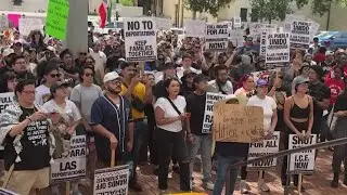 &lsquo;It&rsquo;s an abomination&rsquo;: Hundreds gathered to protest ICE deportations in downtown San Antonio
