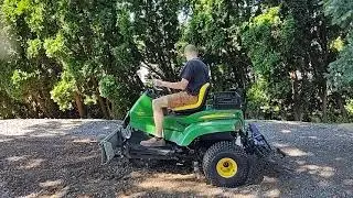 John Deere 1200 sand bunker rake