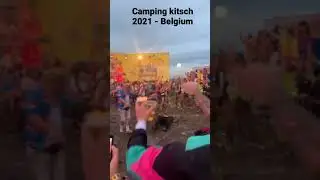 Camping kitch 2021 short - Belgium - surfing in the mud
