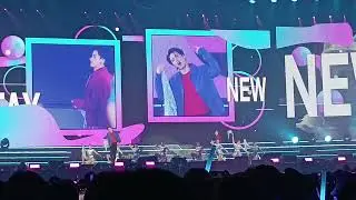 220820 #LOLFanfes2022 #taynew #เตนิว ผ้าเช็ดหน้า