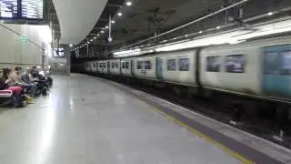 Old (Class 319) VS new (Class 700) Thameslink trains at St Pancras