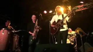 Lakin - Catalyst (Live at Romano's)